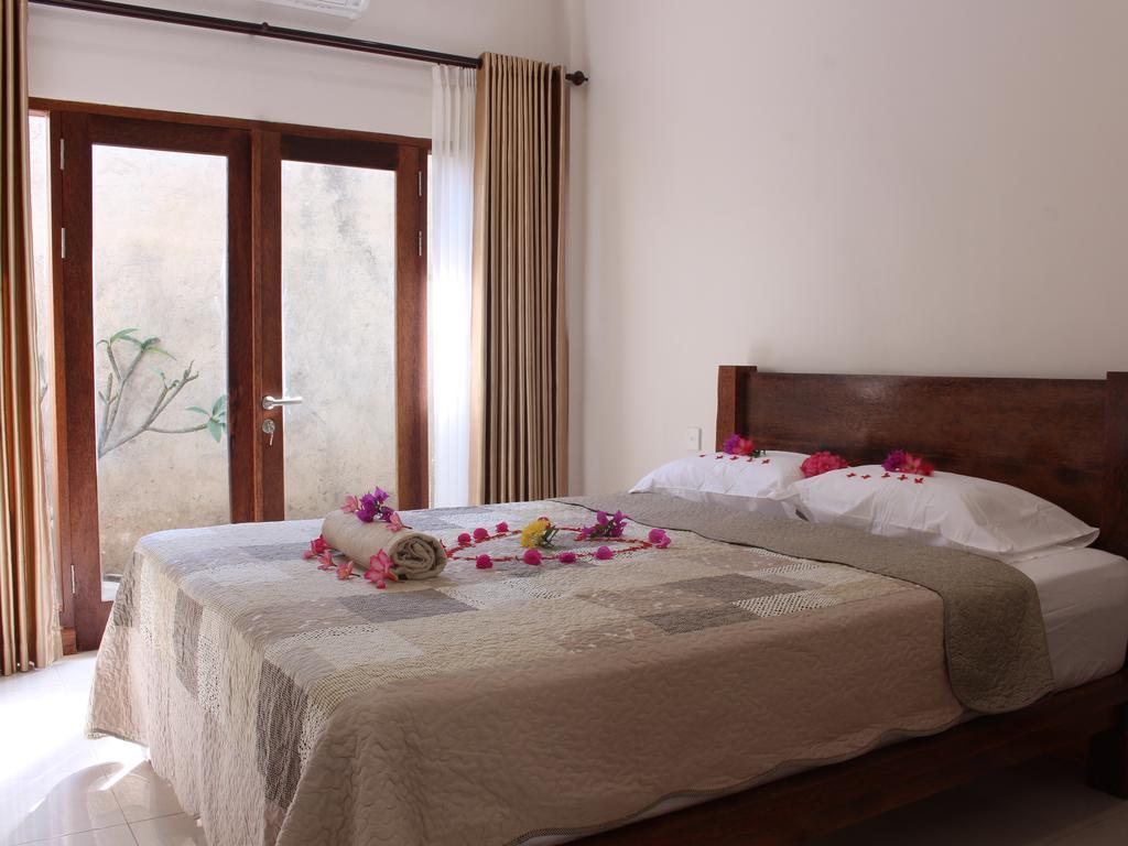 Kampoeng Senggigi Hotell Mangsit Exteriör bild