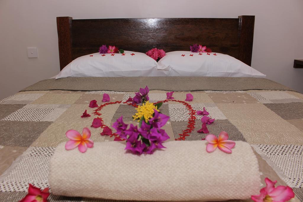 Kampoeng Senggigi Hotell Mangsit Exteriör bild
